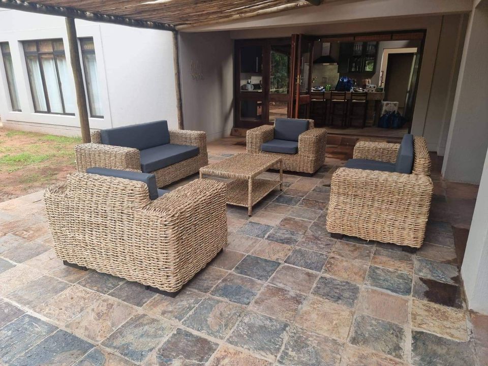 Luxe Line: 2-Seater