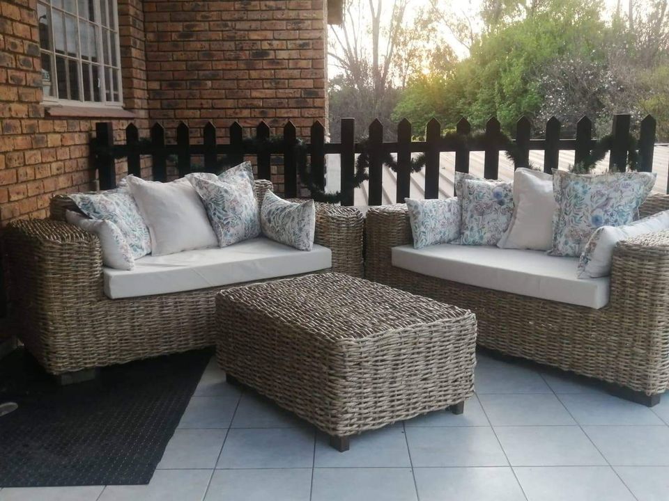 Luxe Line: 2-Seater