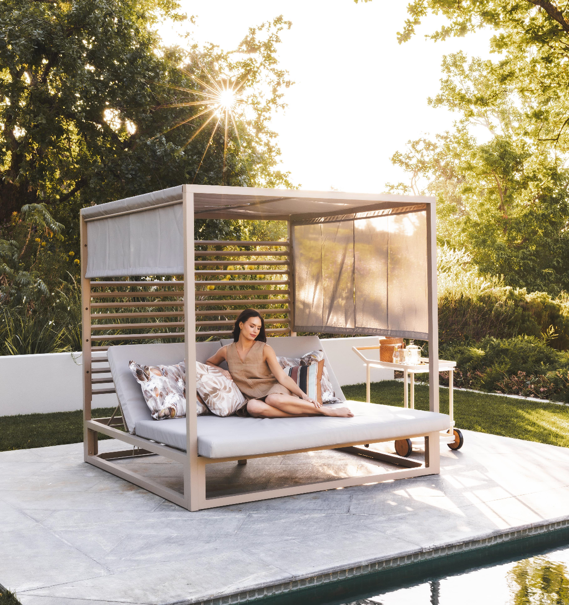 The Sovereign Outdoor Canopy Daybed