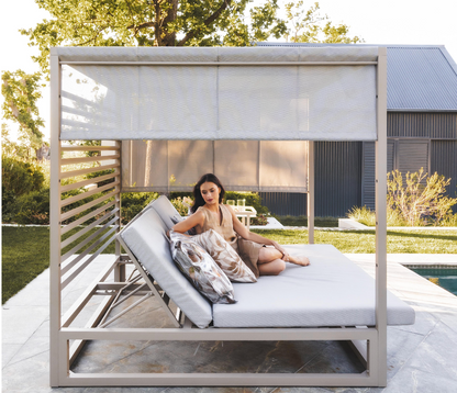 The Sovereign Outdoor Canopy Daybed